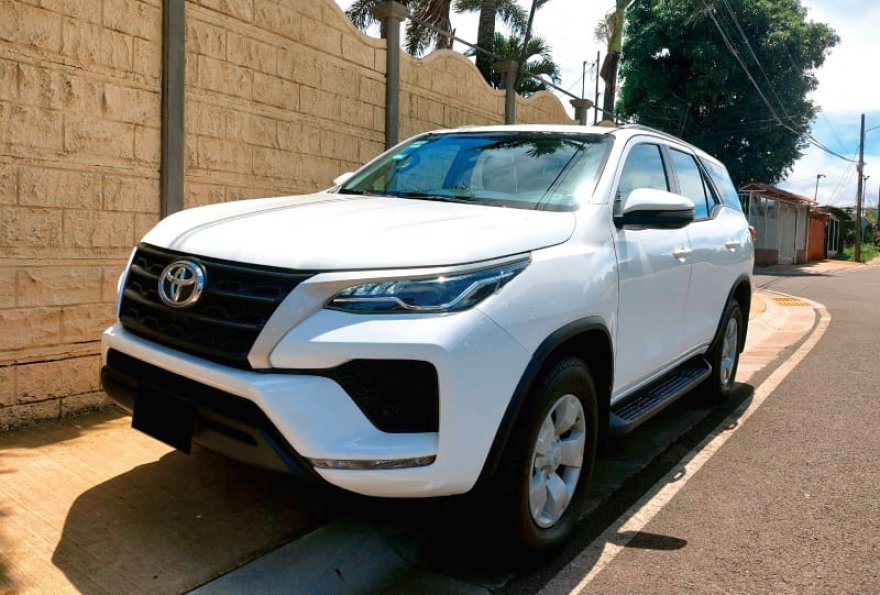 Toyota Fortuner High Line 2022