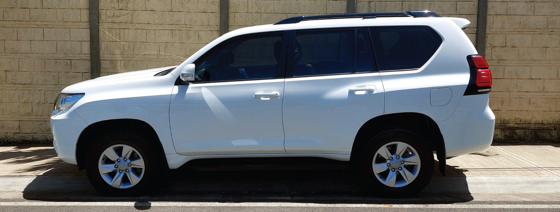 Toyota Prado TX 2023